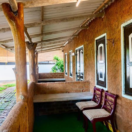 Tembo Cottage วิลปัตตู ภายนอก รูปภาพ